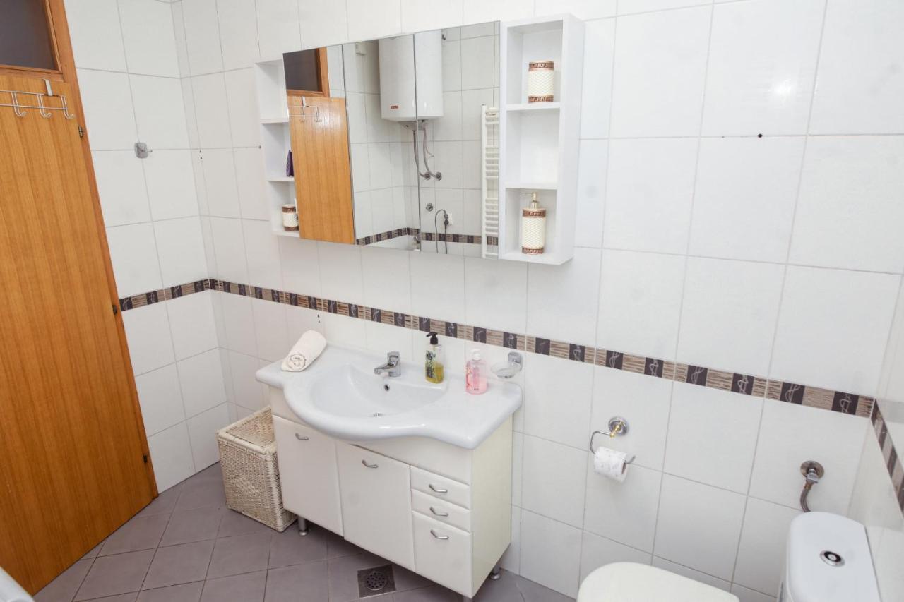 Ugodan I Luksuzan Apartman Banja Luka Exterior photo